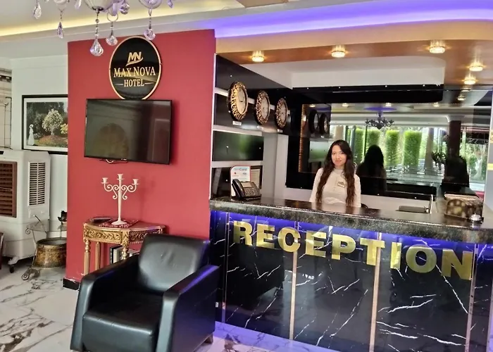 Max Nova Hotel
